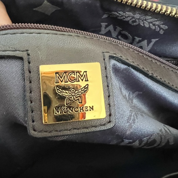 MCM Vicetos in Gray/Black Color - Picture 9 of 15